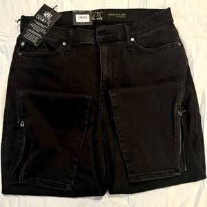 Rock&Republic black high waisted skinny jeans with ankle zips